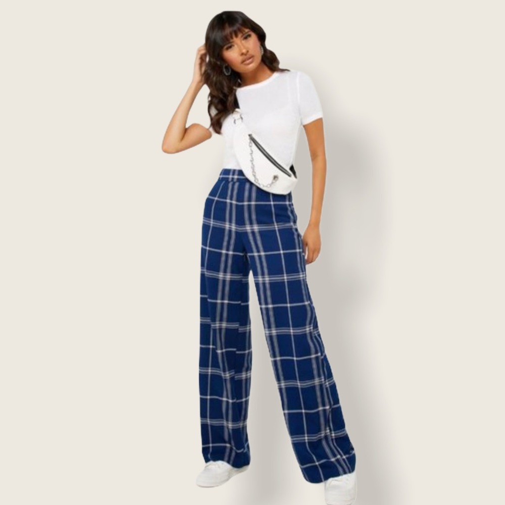 Forever 21 Wide Legged Check Pants Size Medium